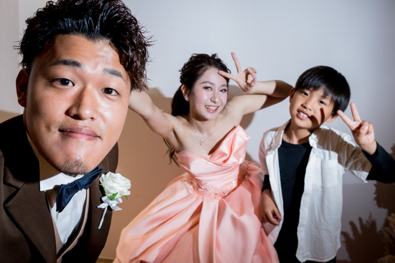 小さな結婚式 神戸モザイク店_子供用の衣装がある