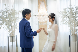 小さな結婚式 神戸モザイク店_チャペル×洋装