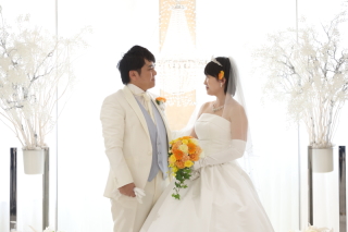 小さな結婚式 神戸モザイク店_チャペル×洋装