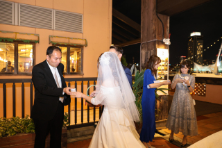 小さな結婚式 神戸モザイク店_【チャペル・スタジオどっちもOK】ちょっと外撮影