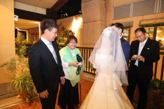 小さな結婚式 神戸モザイク店_【チャペル・スタジオどっちもOK】ちょっと外撮影