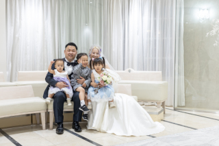 小さな結婚式 神戸モザイク店_【家族の笑顔いっぱい】ファミリーフォトウェディング