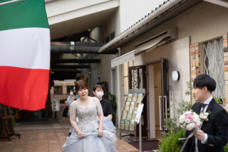 小さな結婚式 神戸モザイク店_【チャペル・スタジオどっちもOK】ちょっと外撮影