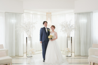 小さな結婚式 神戸モザイク店_チャペル×洋装