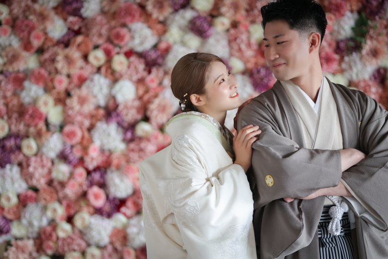 ★基本料金50%OFF★和装&洋装各1着_チャペルフォト+会食プラン|全データ&6名分のお食事代付き☆