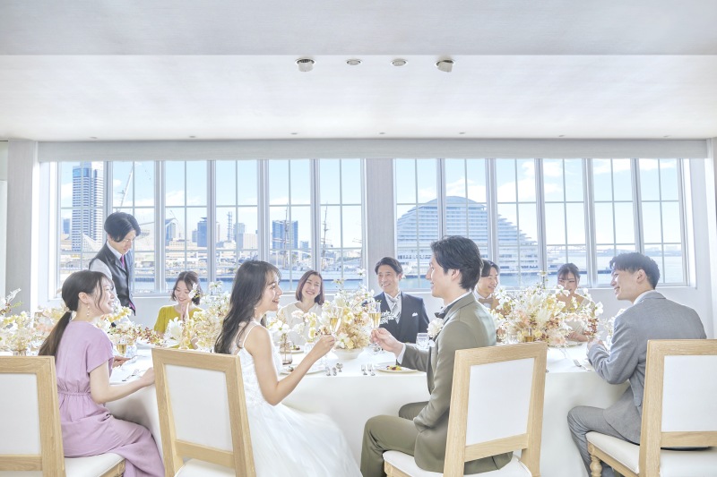★基本料金50%OFF★和装&洋装各1着_チャペル+スタジオフォト&会食プラン|全データ&6名分のお食事代付☆