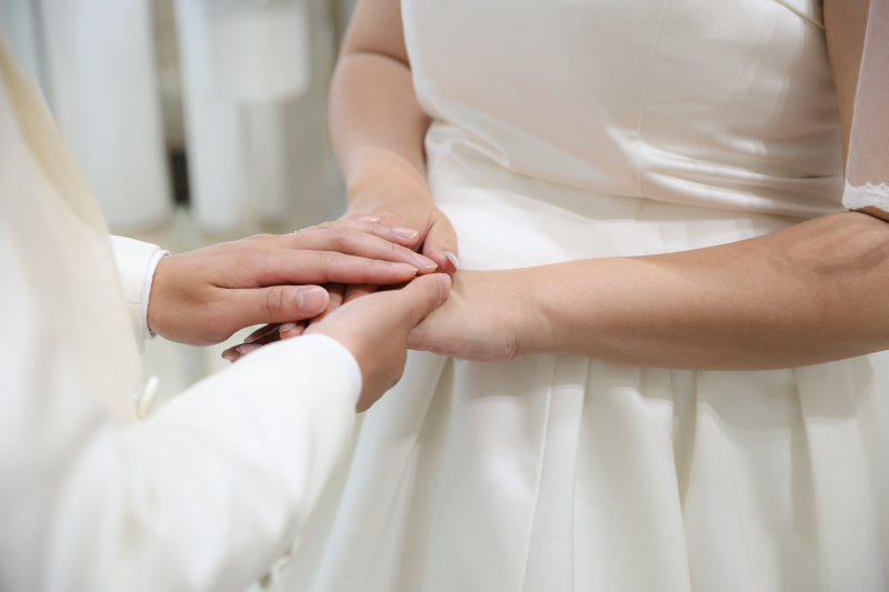 ★基本料金50%OFF★洋装1着_チャペルフォト+会食プラン|全データ&6名分のお食事代付き☆