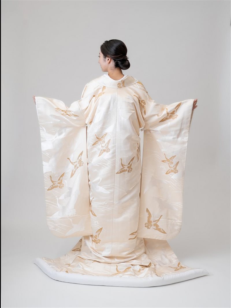 白 UD-天翔金鶴① 