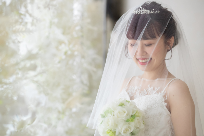 【チャペルリニューアル 新婦様ソロショット】