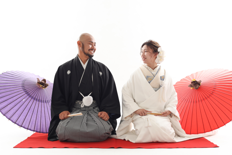 落ち着いたスタジオでの撮影