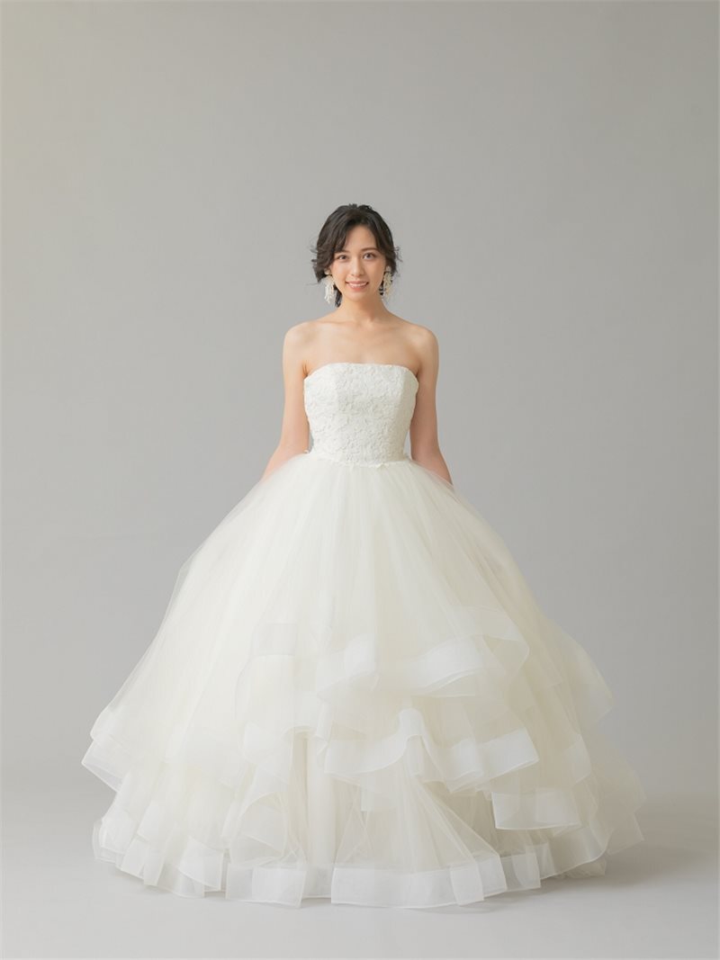 【プリンセス】ふんわりシルエットで豪華キュートに