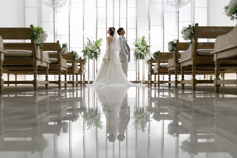 小さな結婚式 大阪ハービスENT店_チャペルで撮影できる