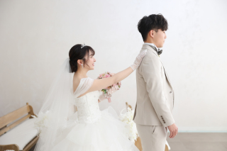 小さな結婚式 大阪ハービスENT店_チャペル洋装