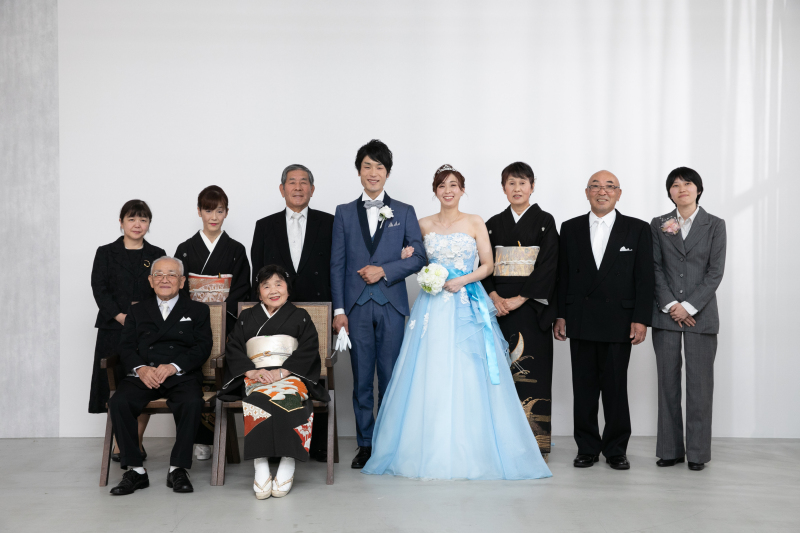 小さな結婚式 大阪ハービスENT店_両親の衣装がある