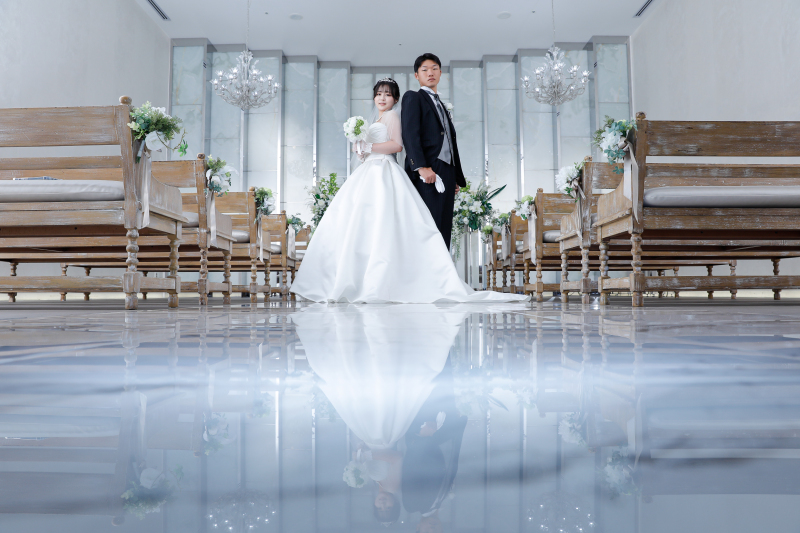 小さな結婚式 大阪ハービスENT店_チャペルで撮影できる