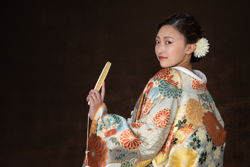 【 和装*ソロフォト 】〔シンプルスタジオフォト〕もっと楽しくわがままに、お姫様気分のフォト!来年5月末迄の撮影なら基本料割引