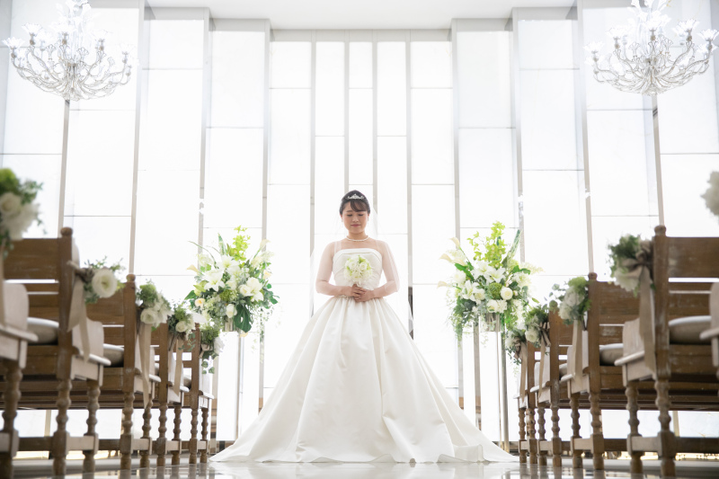 【 ドレス*ソロフォト 】〔チャペル〕もっと楽しくわがままに、お姫様気分のフォトウェディング!来年5月末迄の撮影で基本料割引