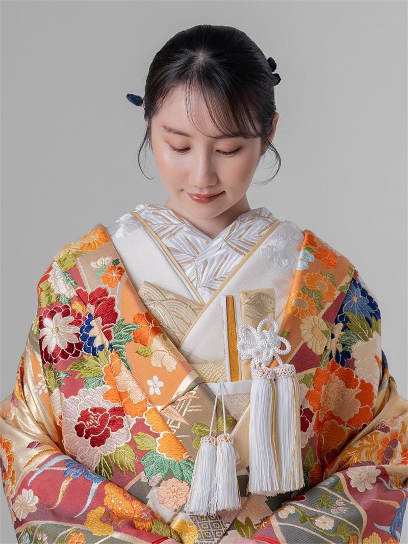 刺繍襟 松葉