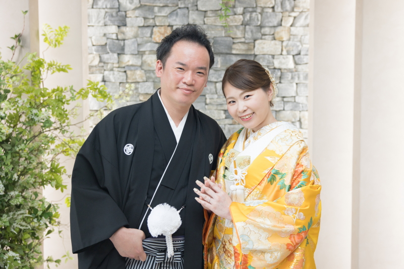 黄色の色打ち掛けで彩るフォトウエディング
