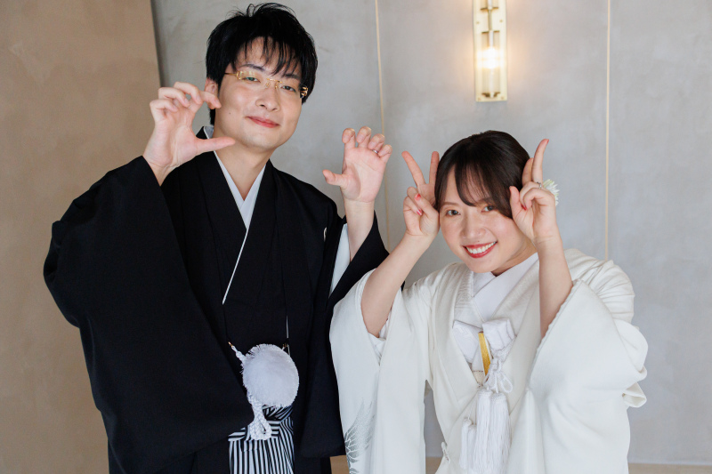 自然な笑顔があふれる、お二人らしい一枚