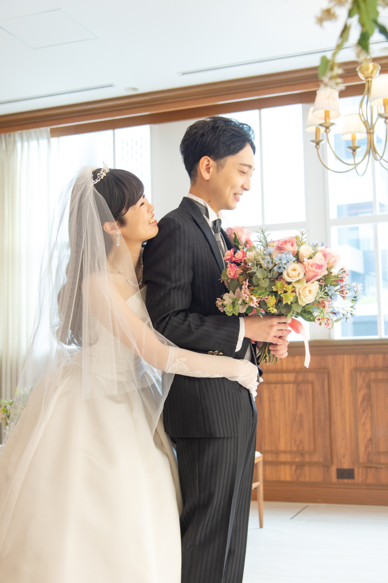 後ろからギュッと!!