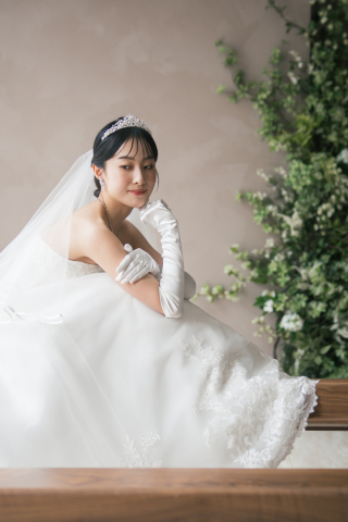 小さな結婚式だけのオリジナルブランドドレスもご用意