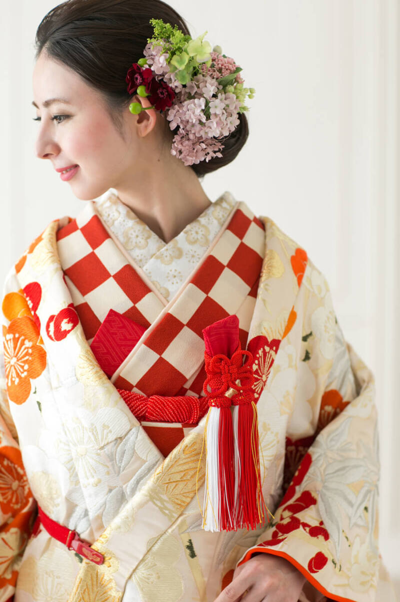 慶寿魁の詩 鮮やかな燈に舞う鶴の色打掛