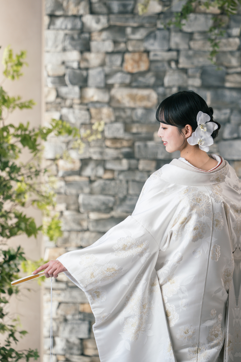 小さな結婚式 表参道店_ウエディングドレスが豊富