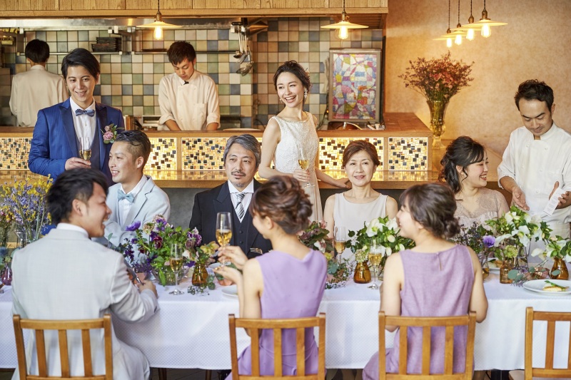 小さな結婚式 表参道店_会食ができる