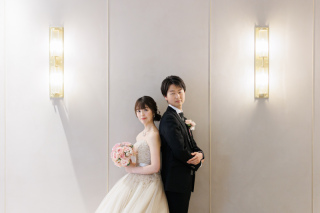 小さな結婚式 表参道店_表参道チャペル（カラードレス）