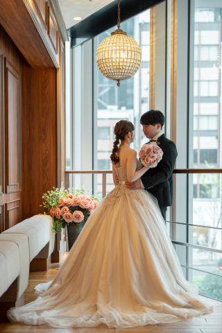 小さな結婚式 表参道店_表参道チャペル（カラードレス）