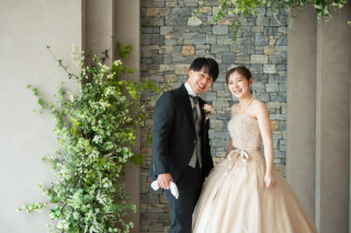 小さな結婚式 表参道店_表参道チャペル（カラードレス）