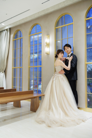 小さな結婚式 表参道店_表参道チャペル（カラードレス）