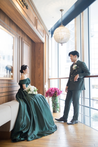 小さな結婚式 表参道店_表参道チャペル（カラードレス）