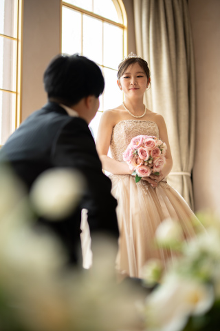 小さな結婚式 表参道店_表参道チャペル（カラードレス）