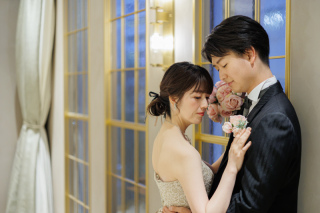 小さな結婚式 表参道店_表参道チャペル（カラードレス）