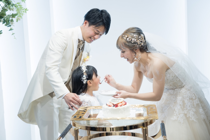 ★基本料金50%OFF★洋装1着_チャペルフォト+会食プラン|全データ&10名分のお食事代付き☆