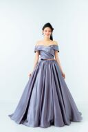 ISAMU MORITAグレージュドレス