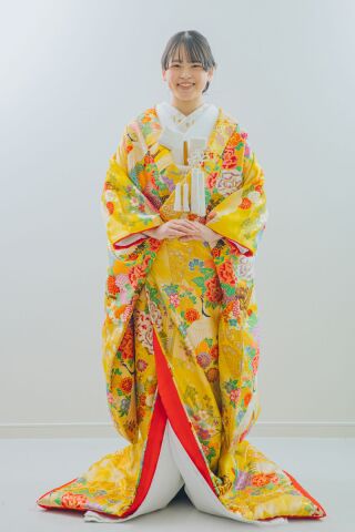 黄地花車吉祥文