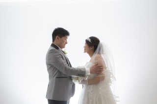 カラードレスではじける笑顔で！