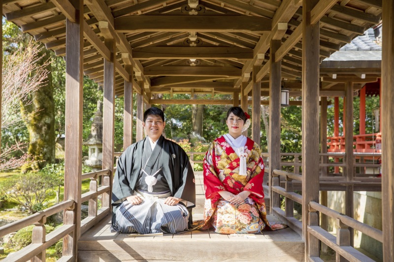 大覚寺の鶯張りの廊下にて