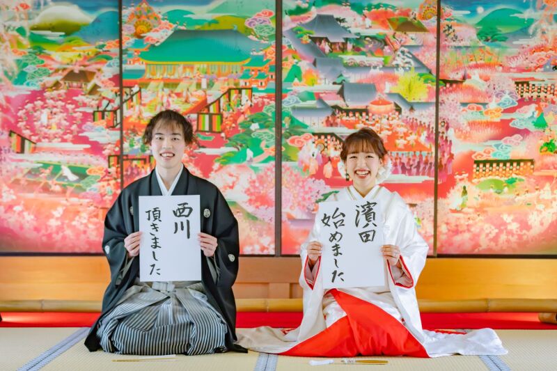 ピンクの襖絵がかわいい♪