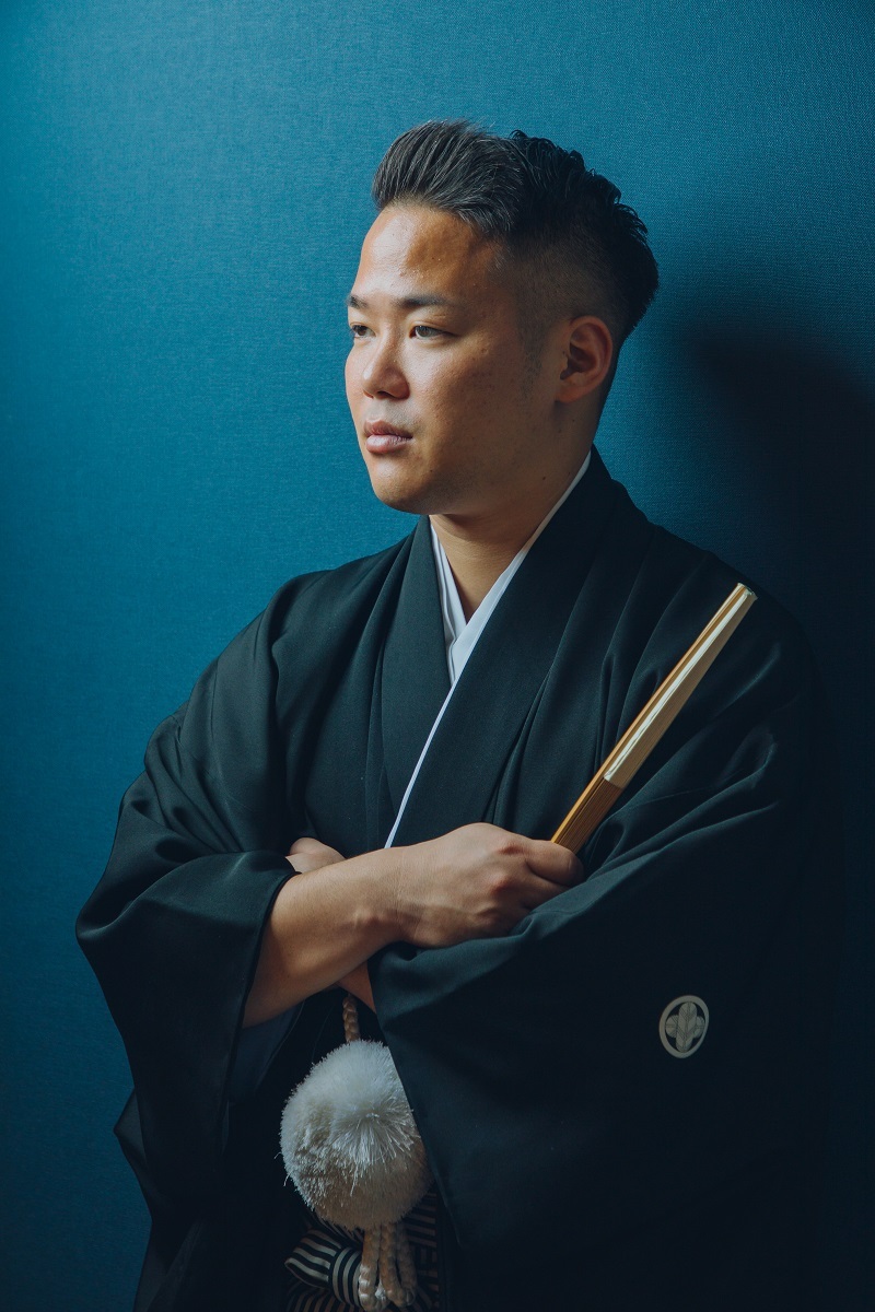 背景利用でクールに