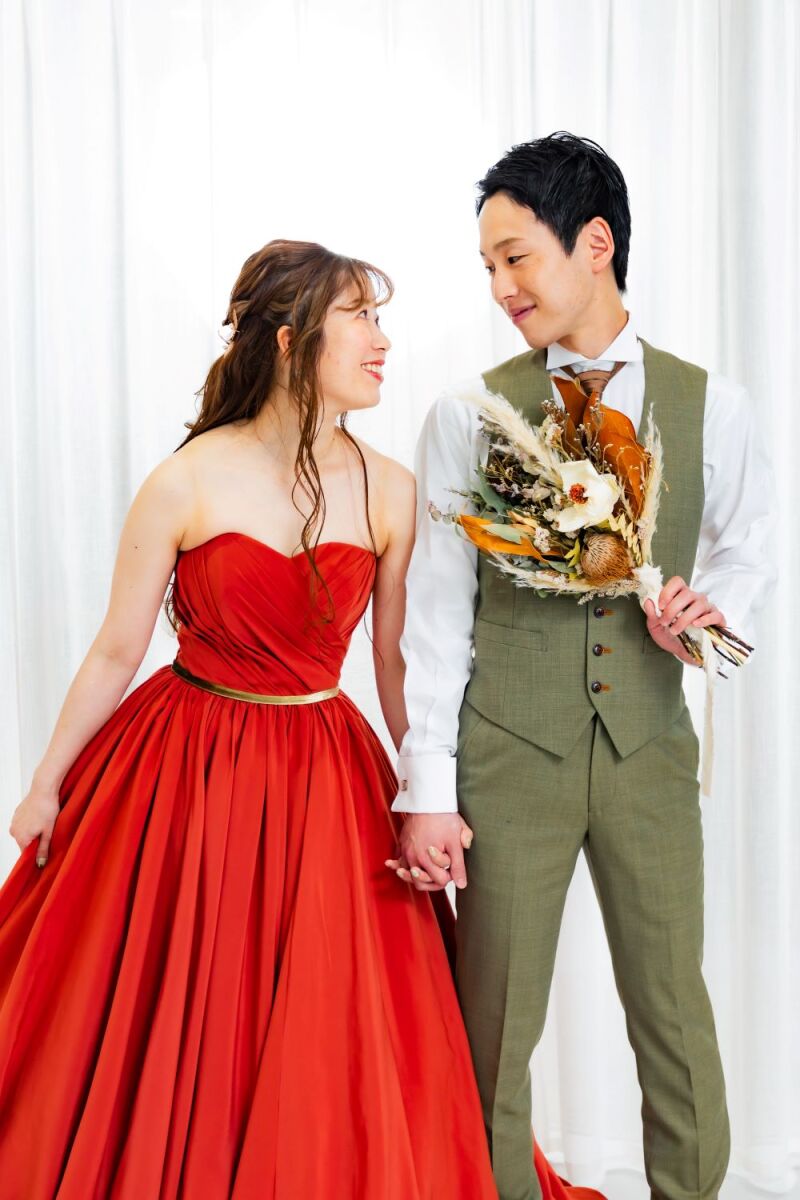 カラードレスもおしゃれ!