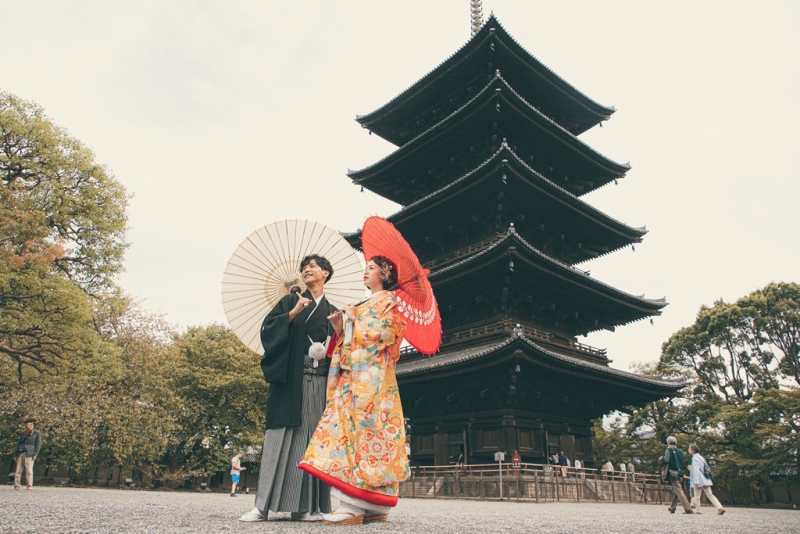 ワタベウェディング京都フォトスタジオ_神社・寺院で撮影できる