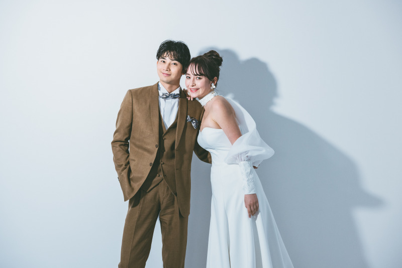 専任のドレスフィッターがご案内