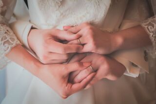 スタート、どこまでも一緒に手を取り合って進んでいく。