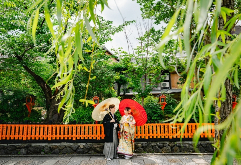 【京都限定】ロケーションフォトが今だけ3万円オフ 重要文化財・世界遺産の神社仏閣の人気撮影地を豊富にご用意♪