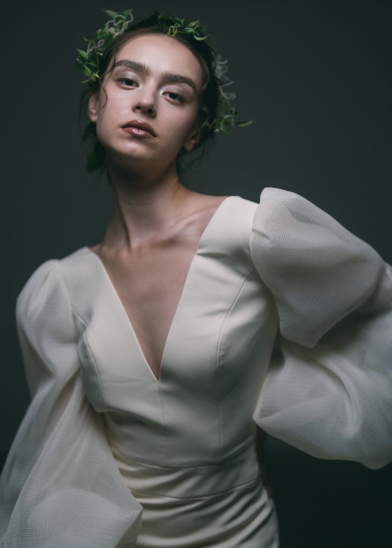 新作衣装コレクション〈Ranós〉