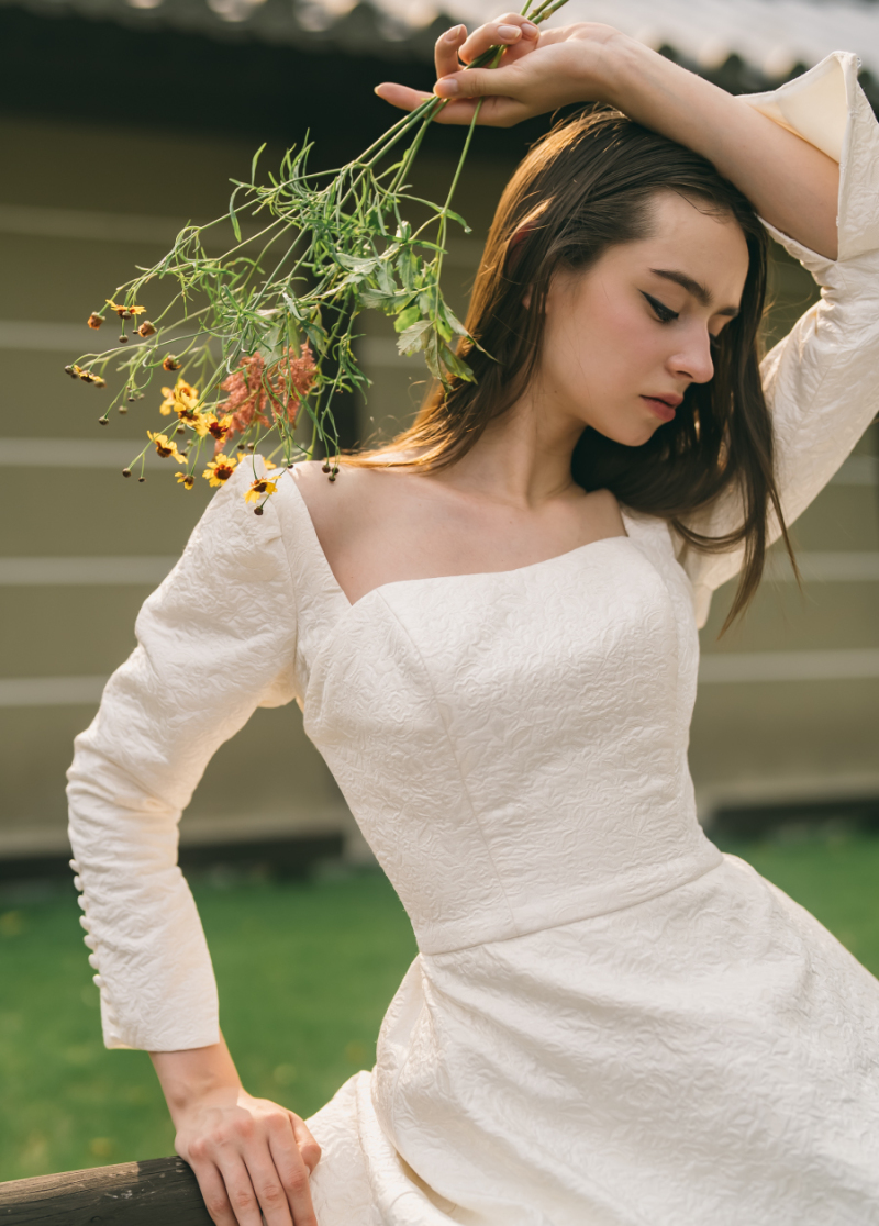 新作衣装コレクション〈Armis〉